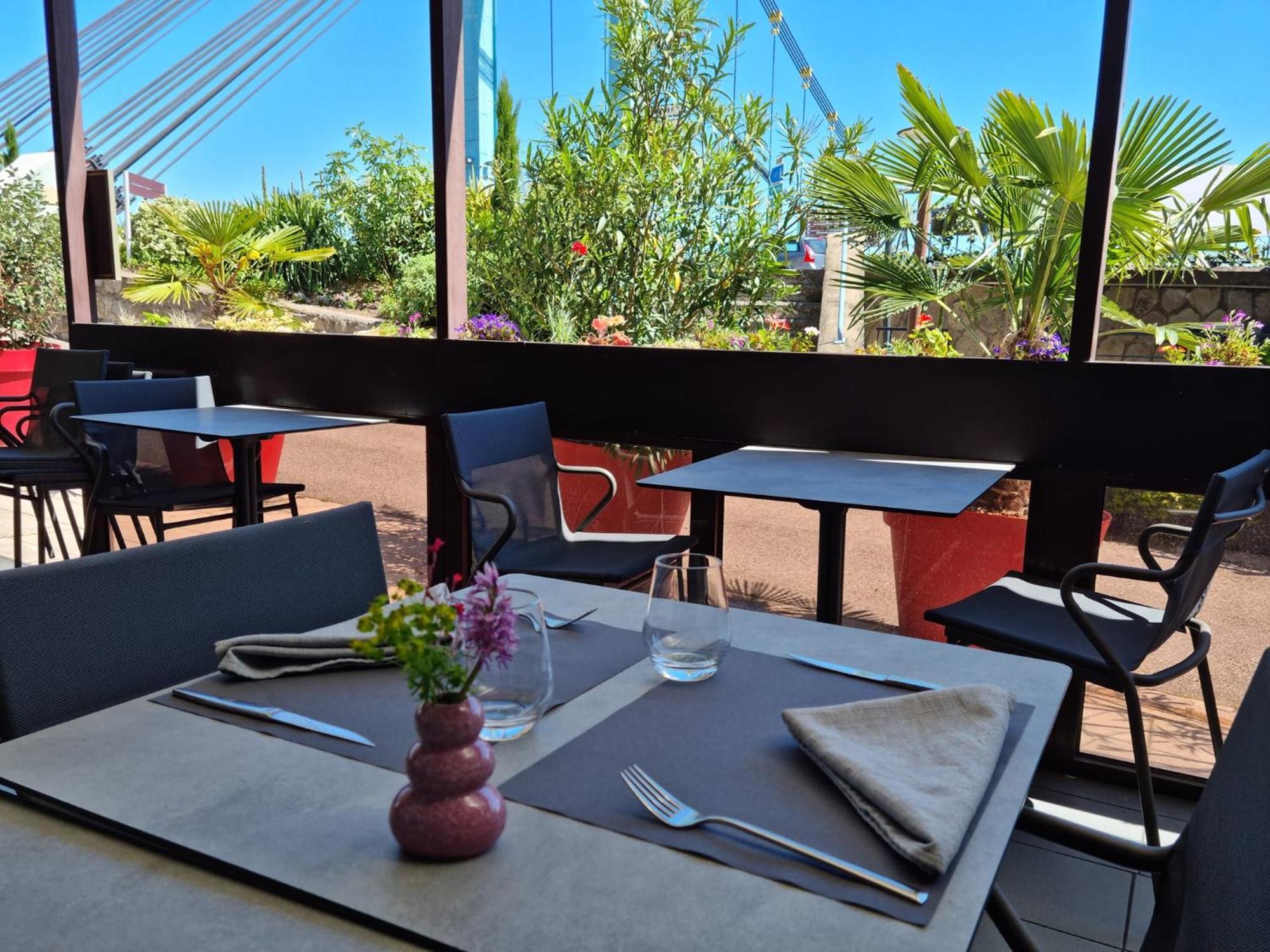 Logis Hotel Schaeffer- Restaurant Le Saint Georges Serrières-en-Chautagne Buitenkant foto